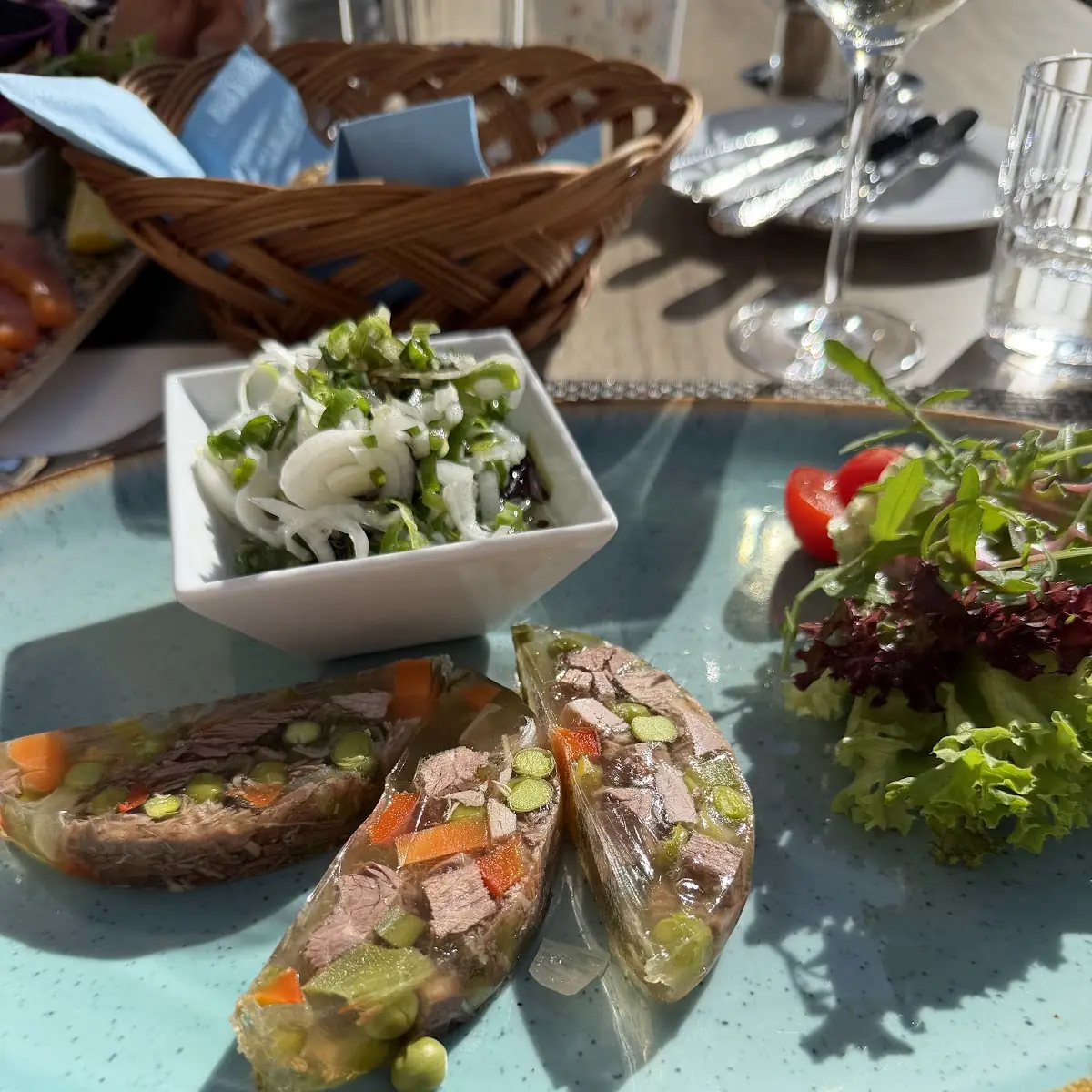 Essen und Trinken photo 2