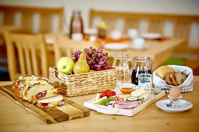 Essen und Trinken photo 2