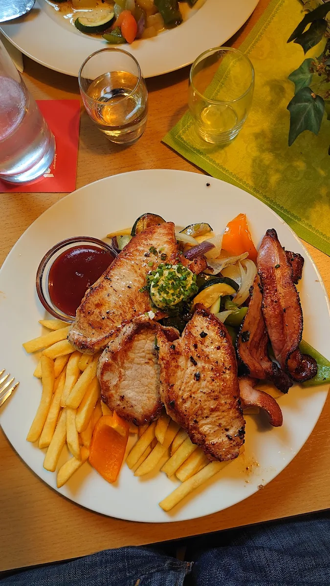 Essen und Trinken photo 3