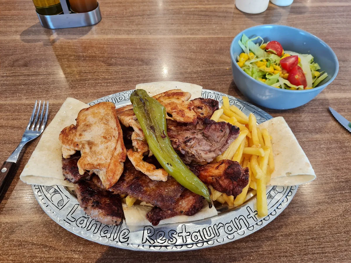 Essen und Trinken photo 1