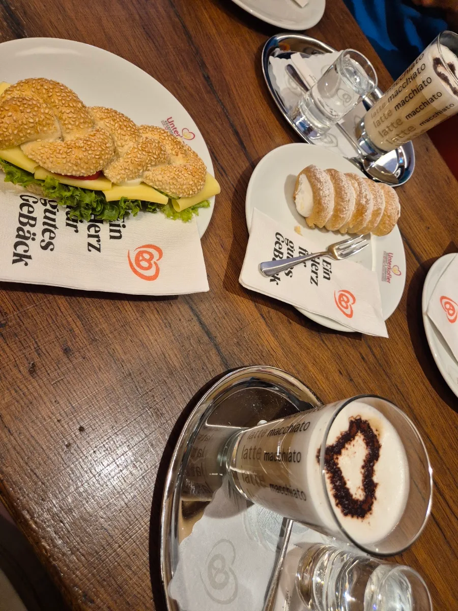 Essen und Trinken photo 3