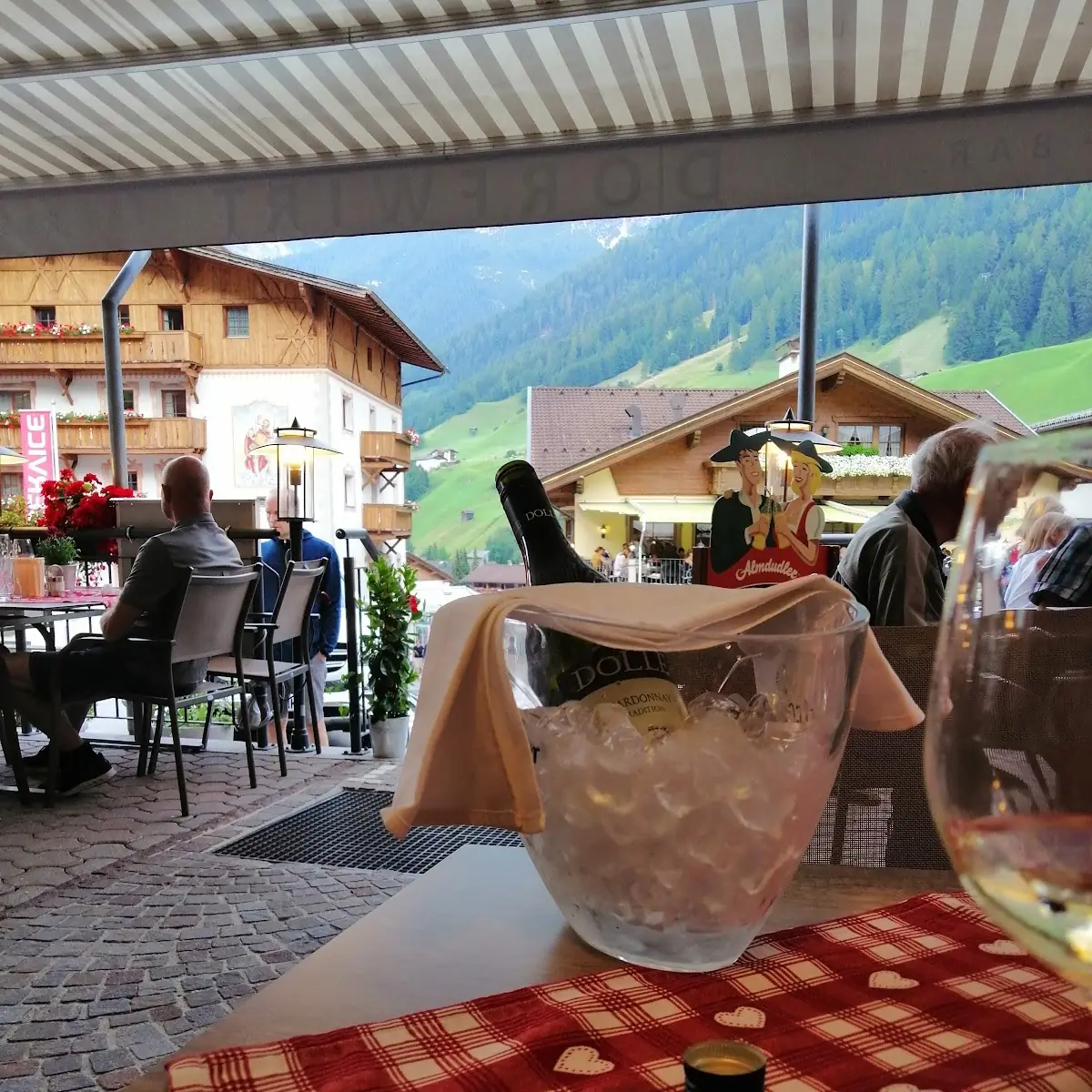 Essen und Trinken photo 3