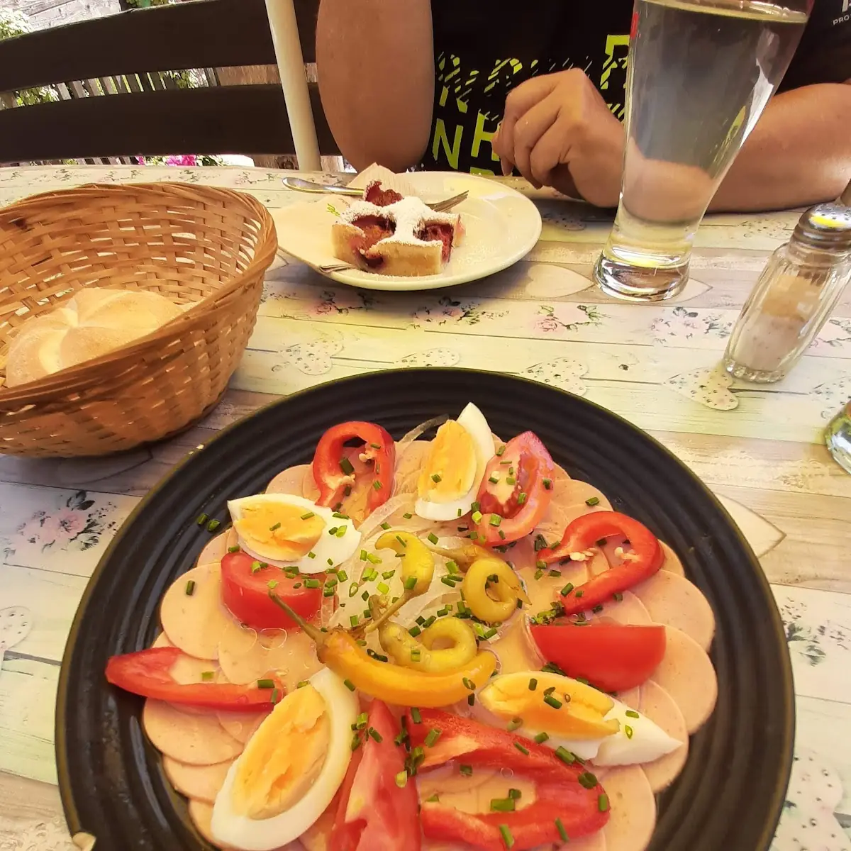 Essen und Trinken photo 3