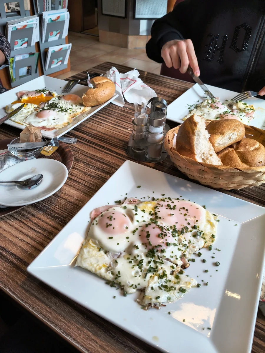 Essen und Trinken photo 1