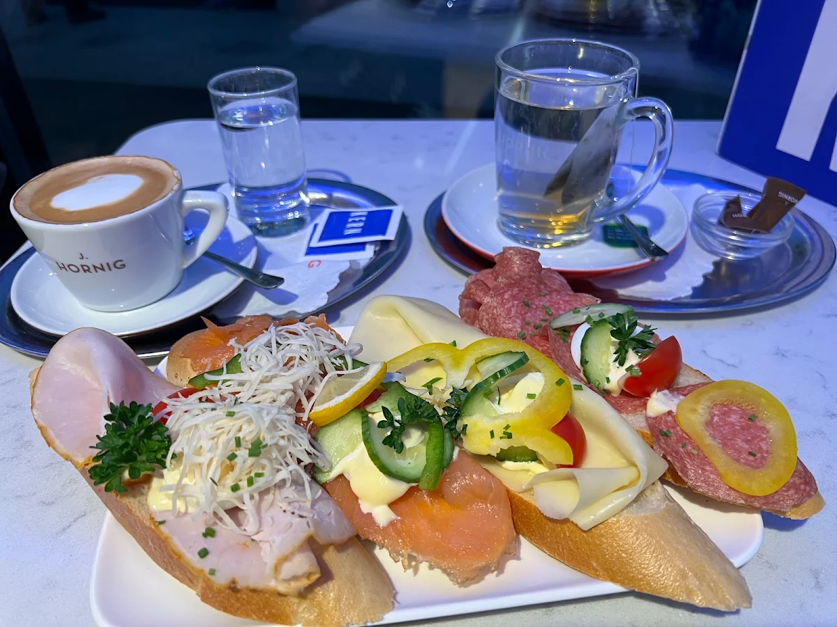Essen und Trinken photo 1
