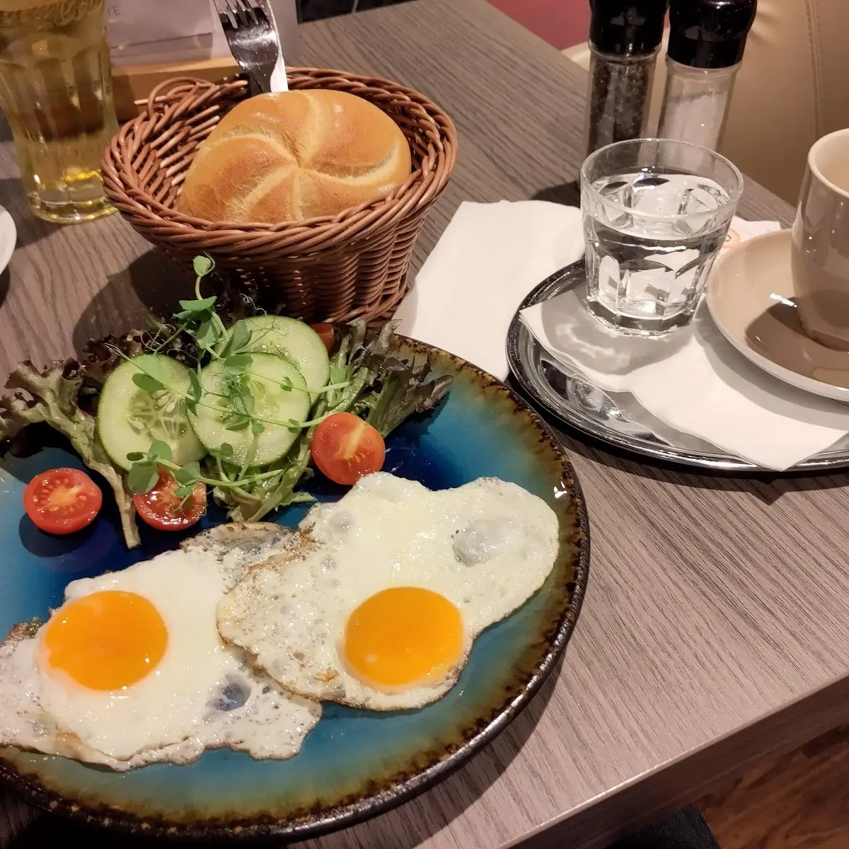 Essen und Trinken photo 3