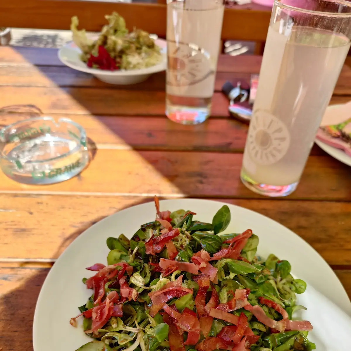 Essen und Trinken photo 3