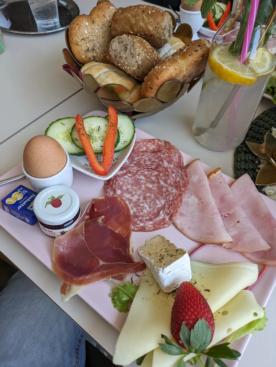 Essen und Trinken photo 2