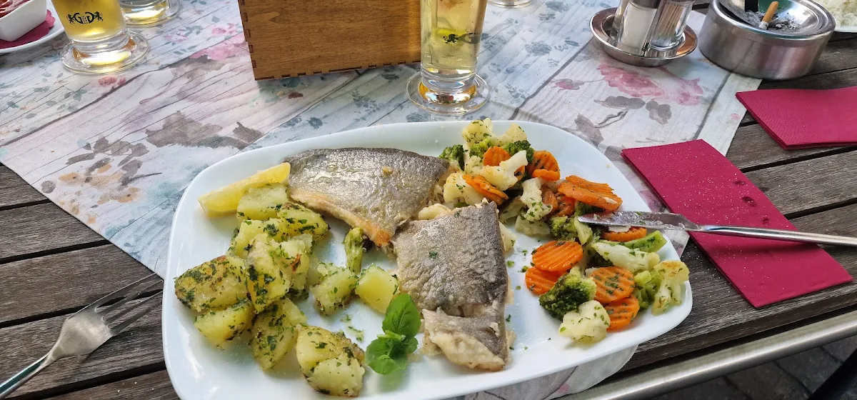 Essen und Trinken photo 3