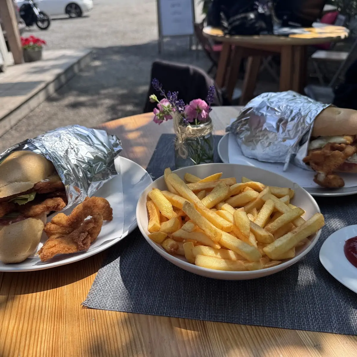 Essen und Trinken photo 3