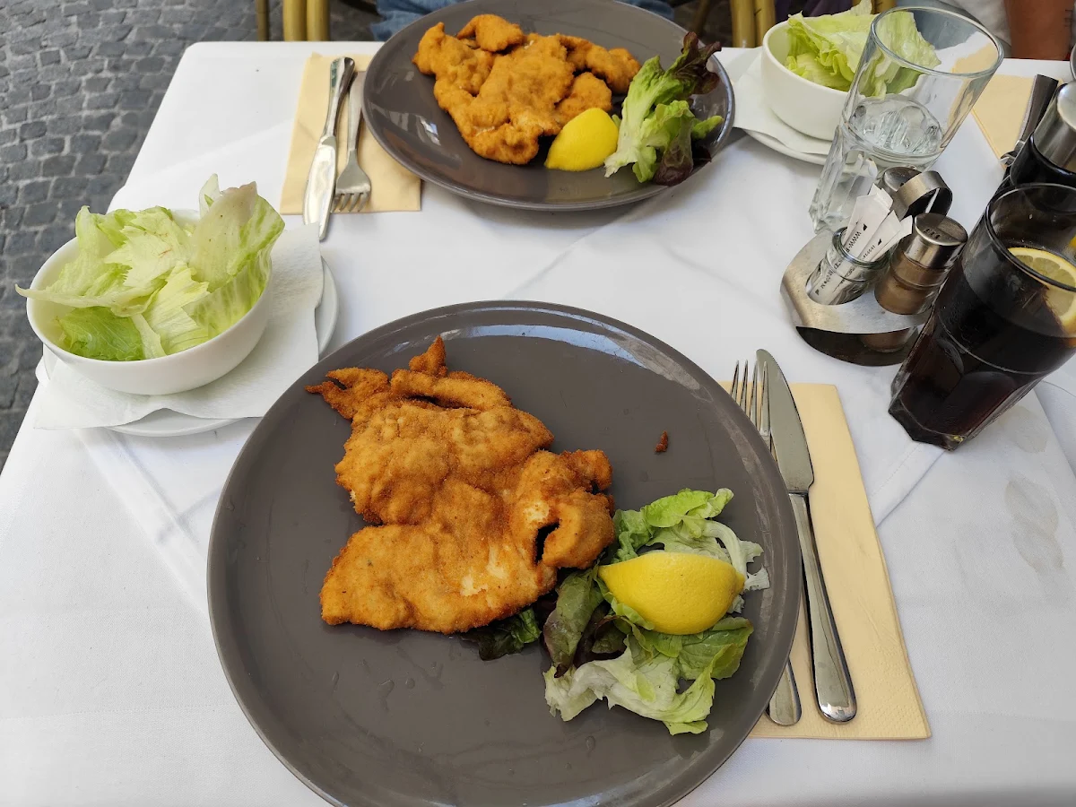 Essen und Trinken photo 2