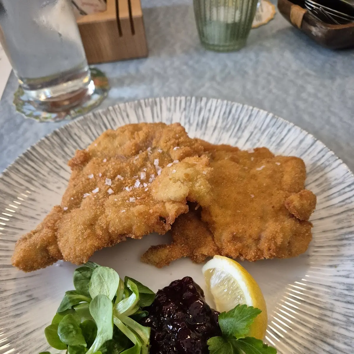 Essen und Trinken photo 2