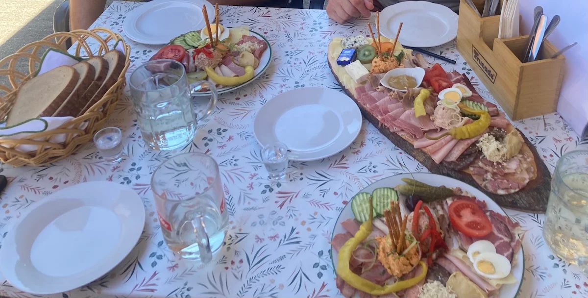 Essen und Trinken photo 2