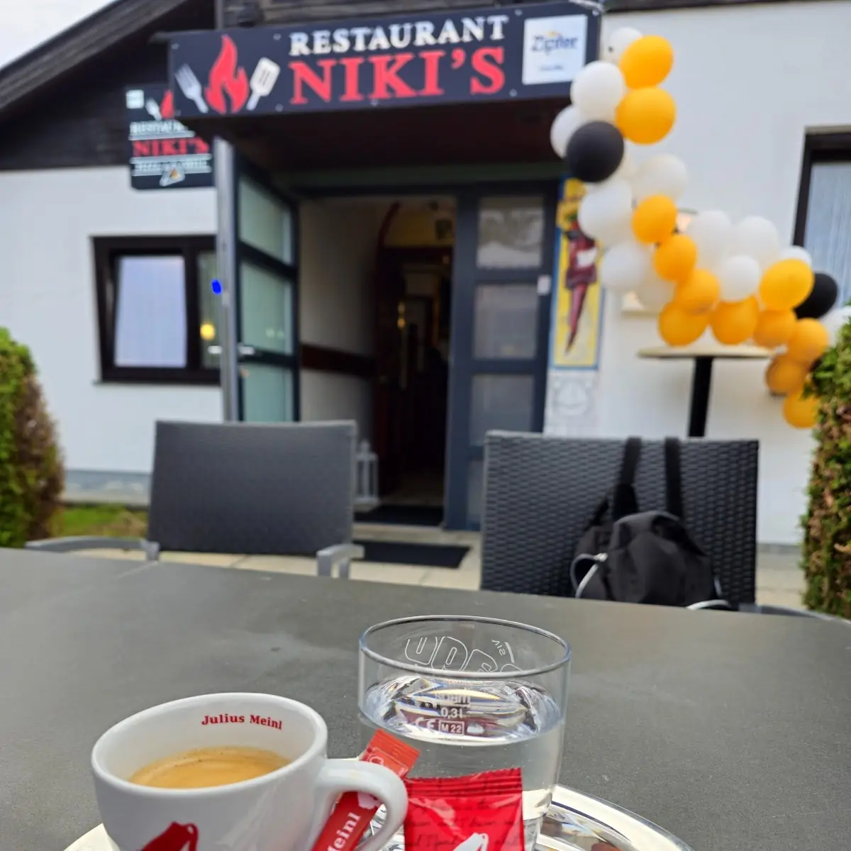 Essen und Trinken photo 3