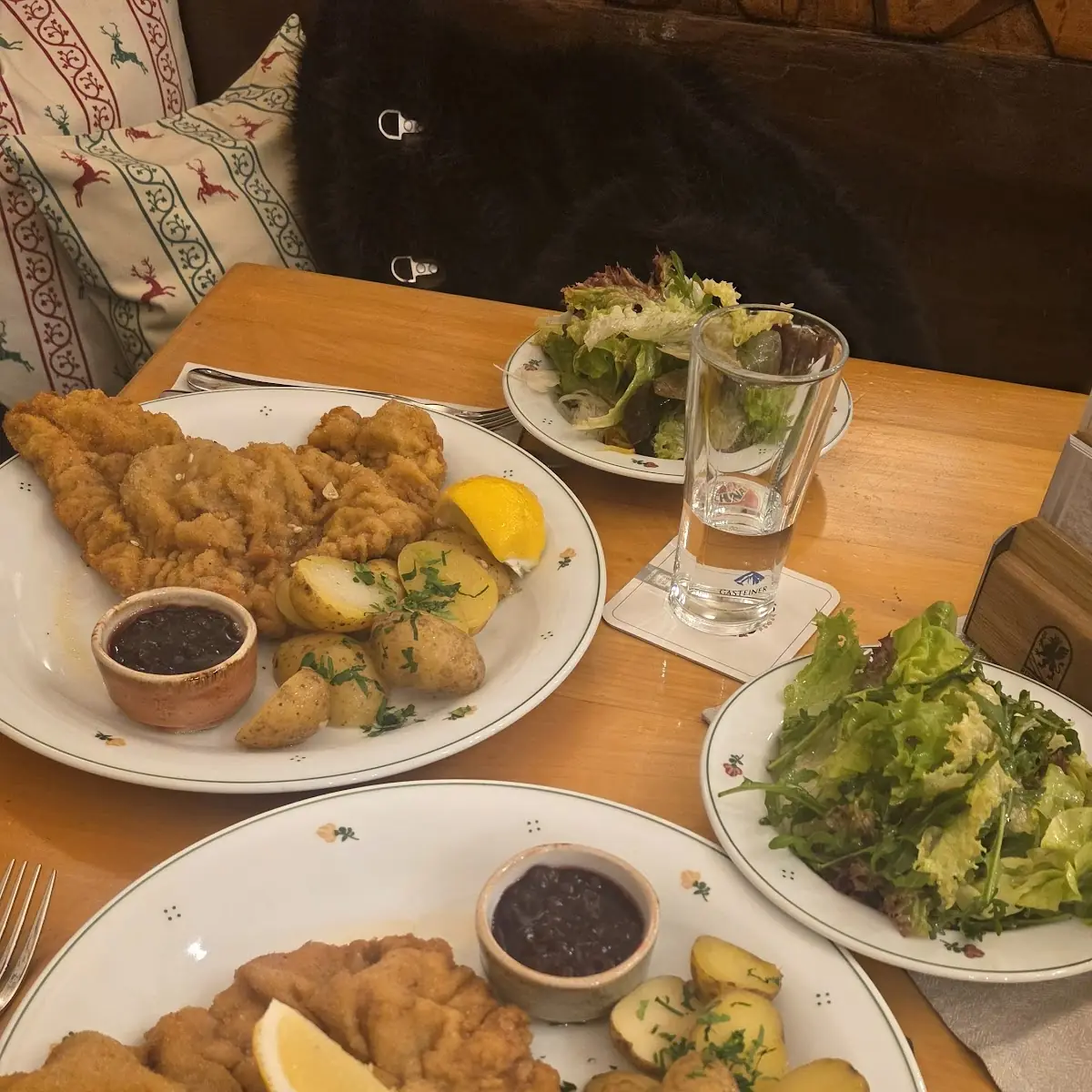Essen und Trinken photo 2