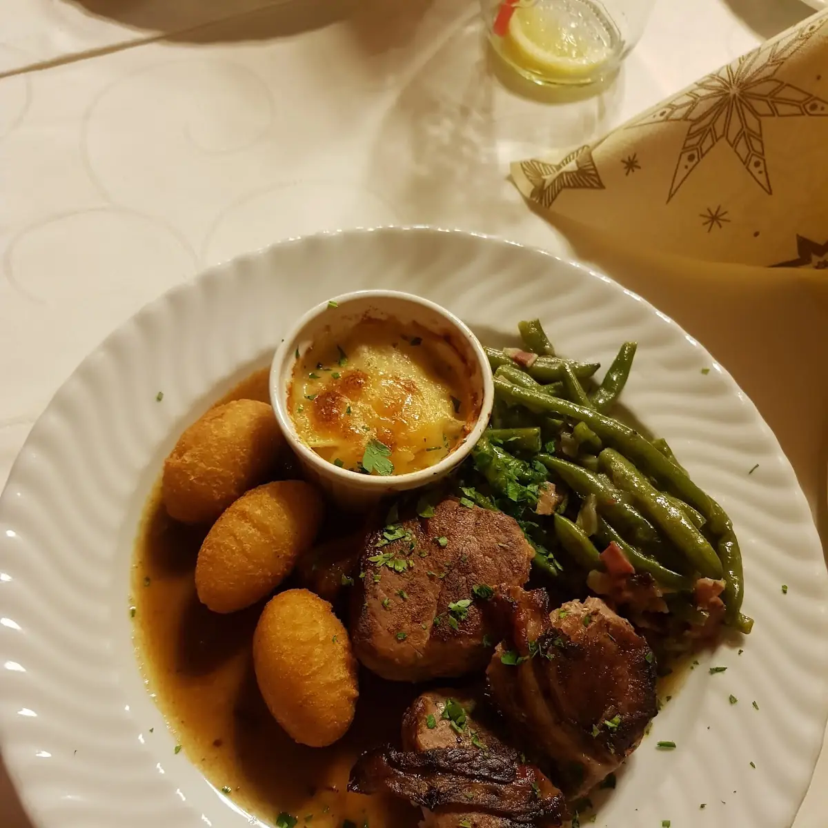 Essen und Trinken photo 3