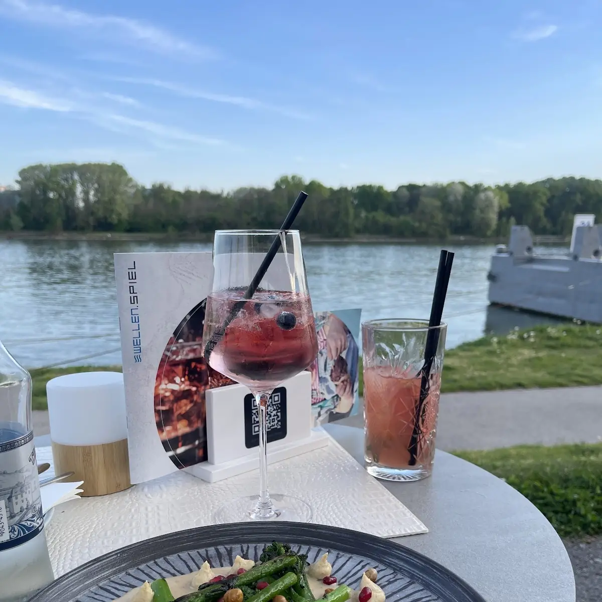 Essen und Trinken photo 3