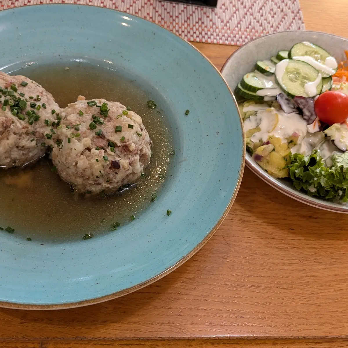Essen und Trinken photo 1