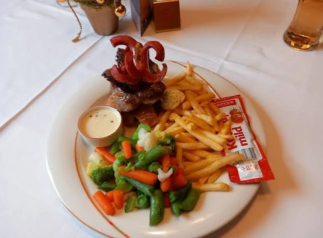 Essen und Trinken photo 2
