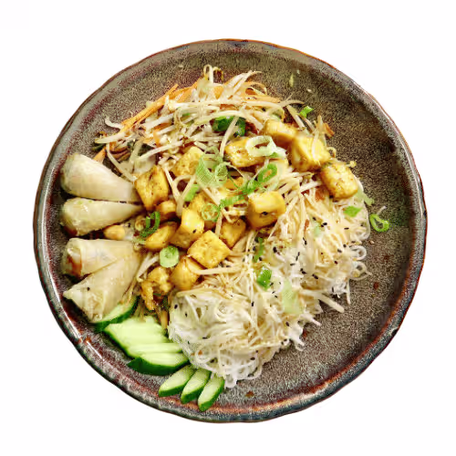 Reisnudelsalat Bowl mit Tofu