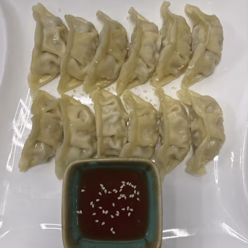 Gebratene Teigtaschen (12 Stück)