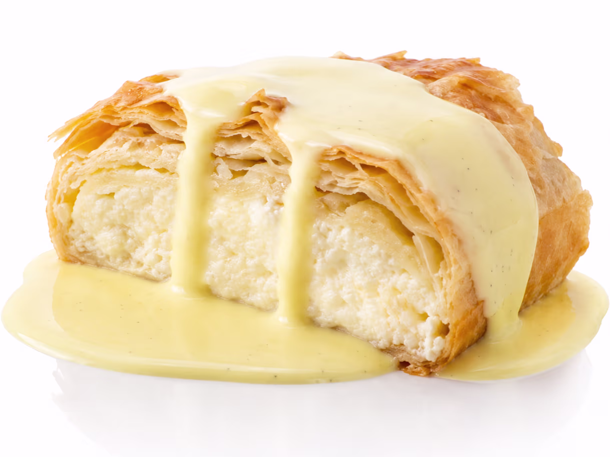 Topfenstrudel mit Vanillesauce