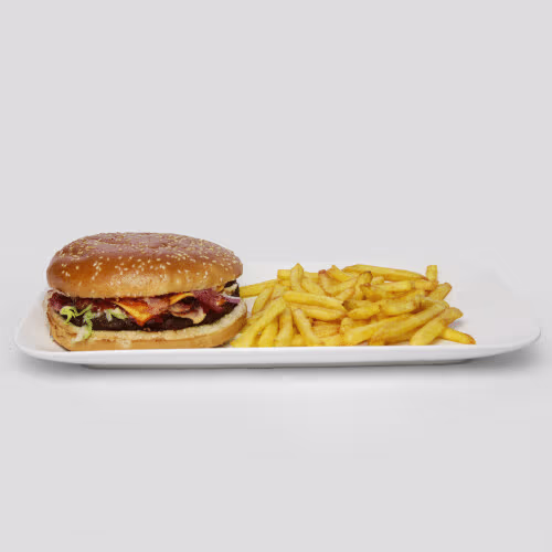 Bacon Burger Menü mit Pommes und Cola