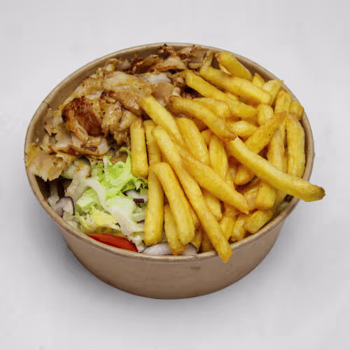Pommes Bowl mit Hühnerfleisch