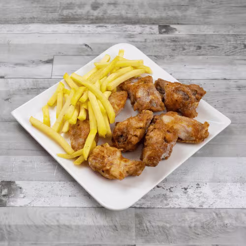 Chicken Wings mild oder scharf (8 Stück)