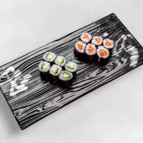 Lachs und Gurken Mix (12 Stk.)
