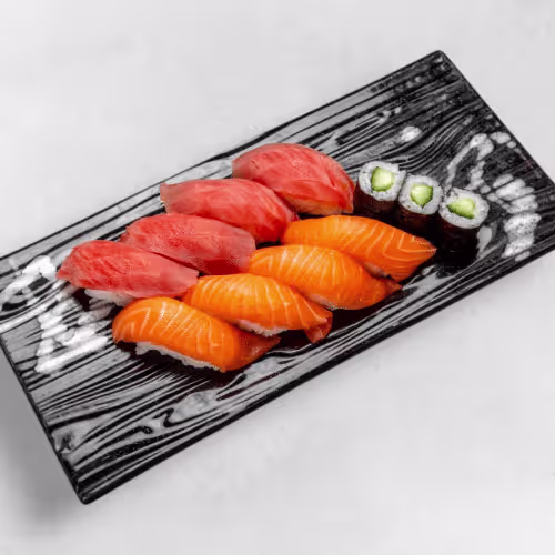 Sake Tuna Sushi
