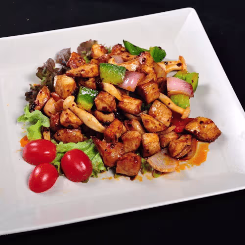 Gongbao Chicken mit Erdnüssen (scharf)