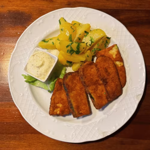 Gebackene Zucchini mit Petersilkartoffeln und Sauce Tartare