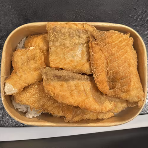 Lachs auf Nudeln