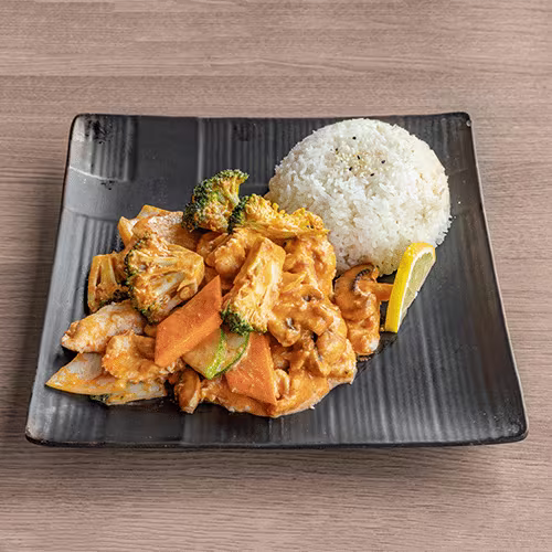 Huhn mit Thai Red Curry (scharf)