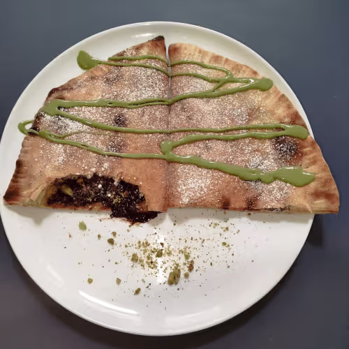 Calzone Dubai Art