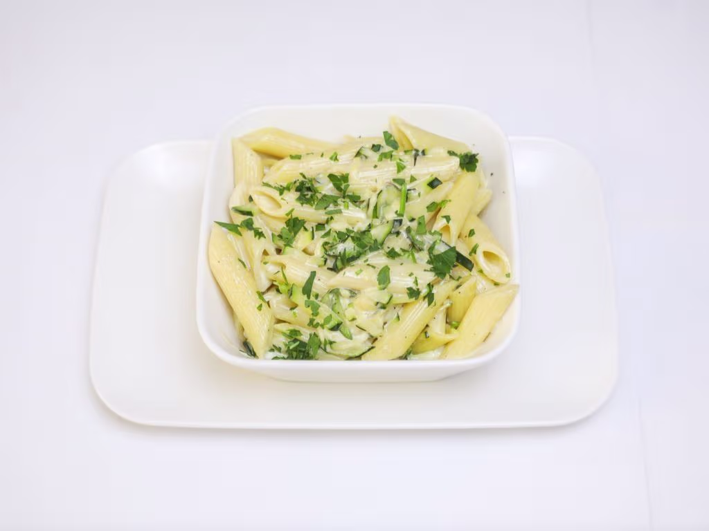 Pasta con zucchine e limone