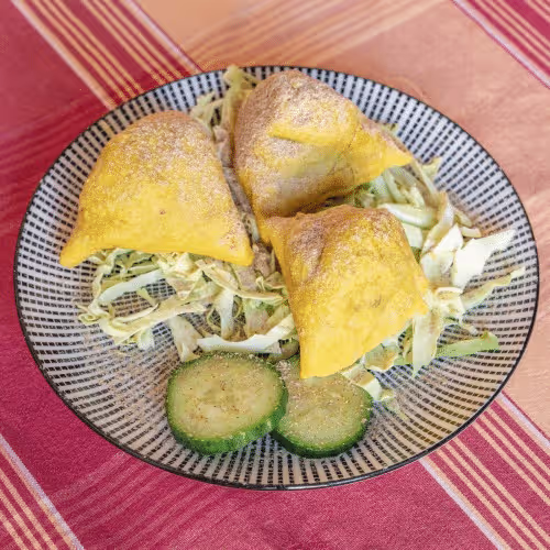 Samosa (3 Stück, pikant)