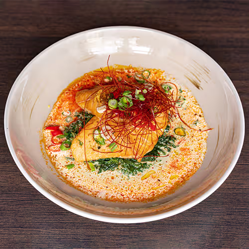 Bangkok Lachs (scharf)
