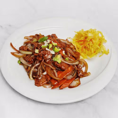 Rindfleisch mit Zwiebeln