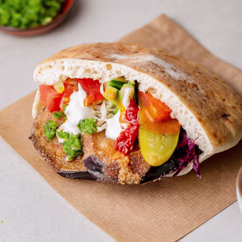Sabich Pita (vegan)