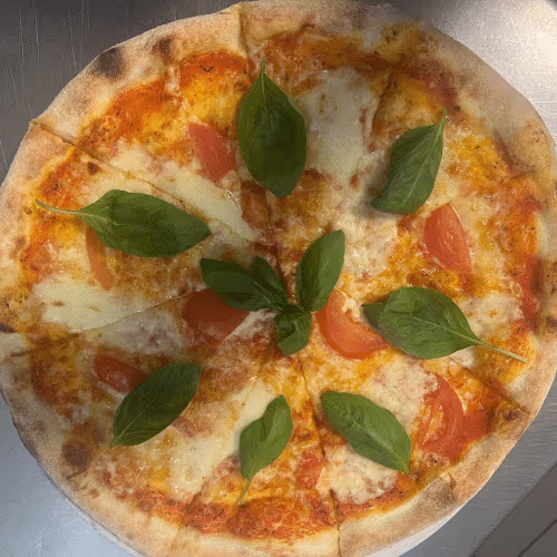 Pizza Caprese