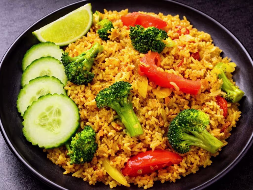 Khao Pad Pong Kari