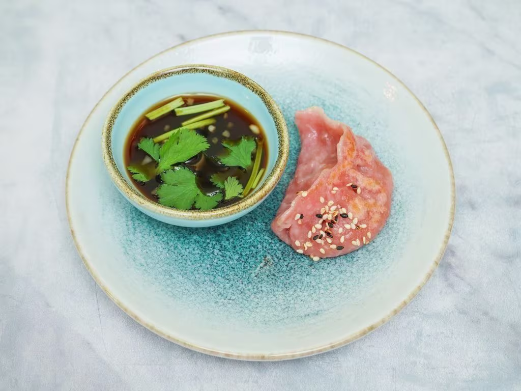 Shiitake Pilz, Tofu, Karotten, Erdnuss