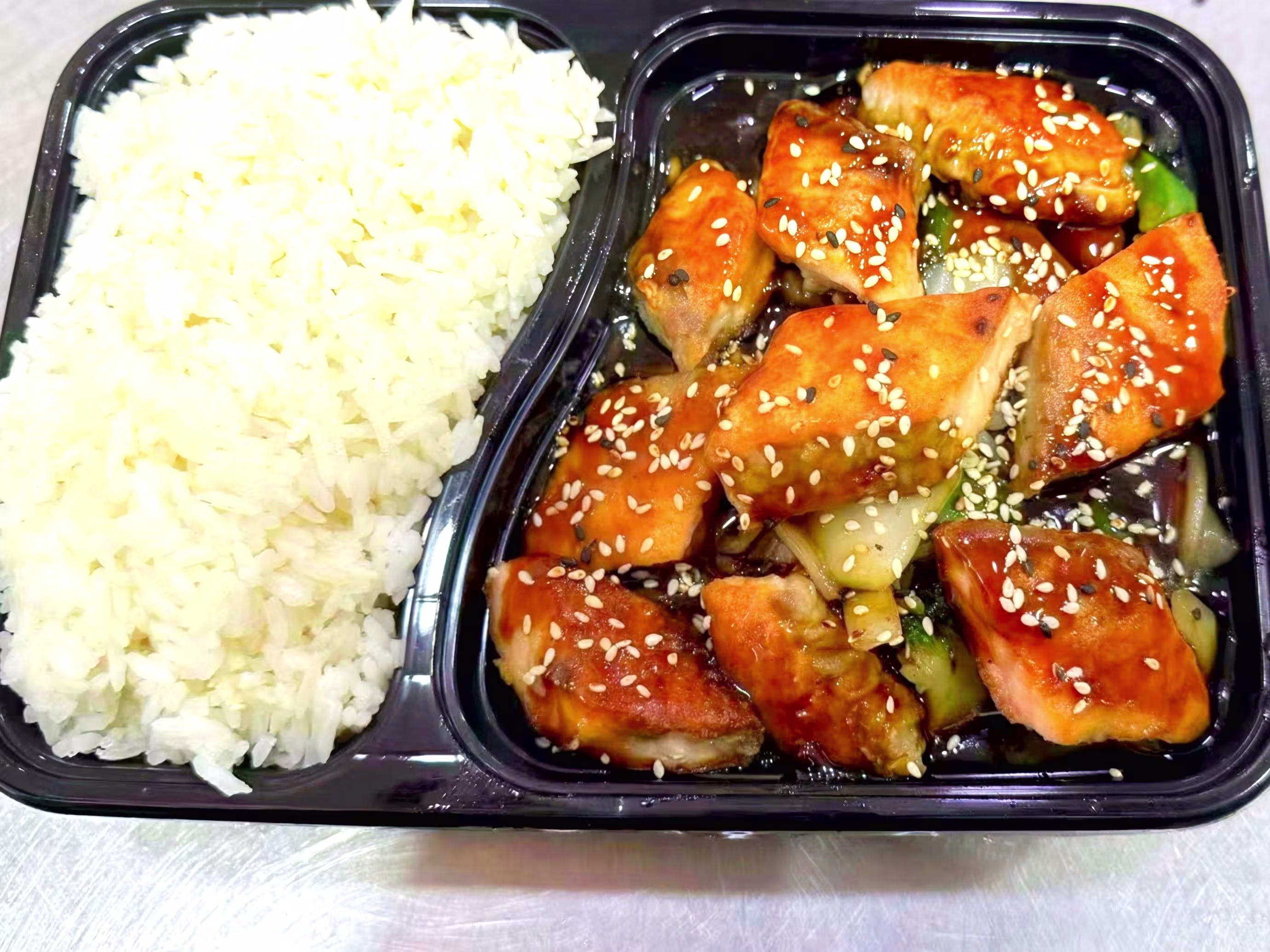 Lachs Teriyaki mit Gemüse