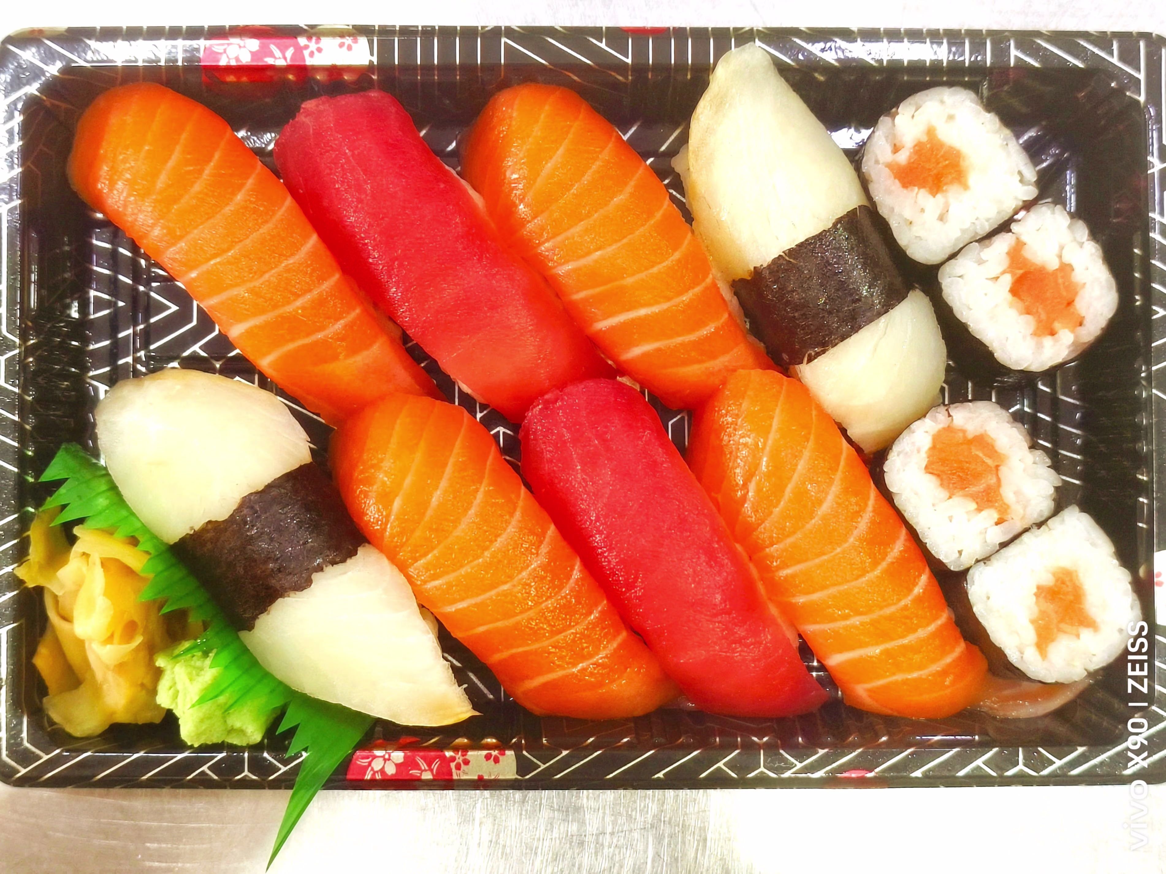 Seafood Sushi