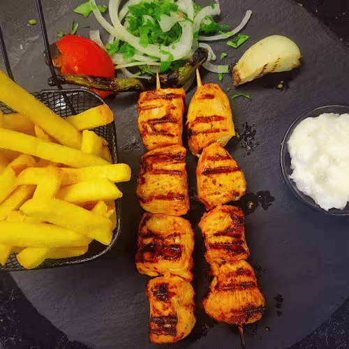 Shish Tawouk (2 Spieße)