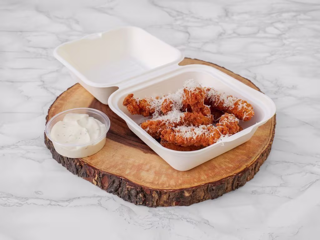 Knoblauch Parmesan Chickensticks (7 Stück)