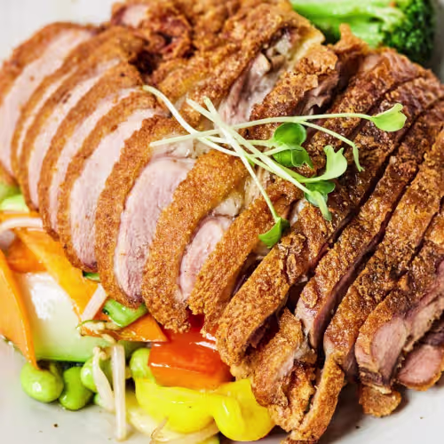 Knusprige Ente mit Cashewnüssen
