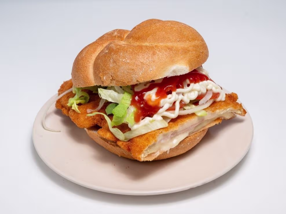 Hühnercordonbleu Semmel